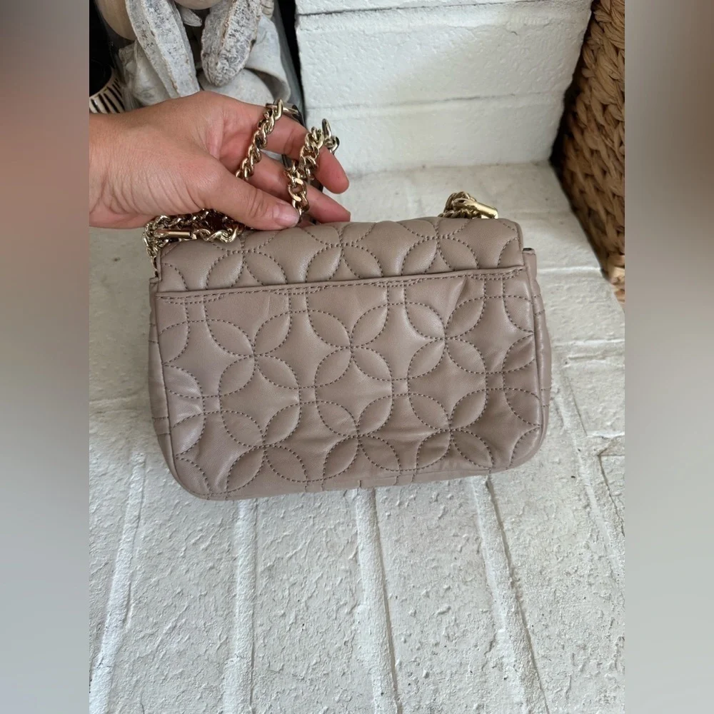 Michael Kors 30H8TSLL1T Small Sloan Leather Quilted Chain Link Shoulder Bag